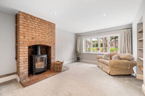 undefined, Christmas Cottage, Abbots Morton, Worcester, Worcestershire, WR7