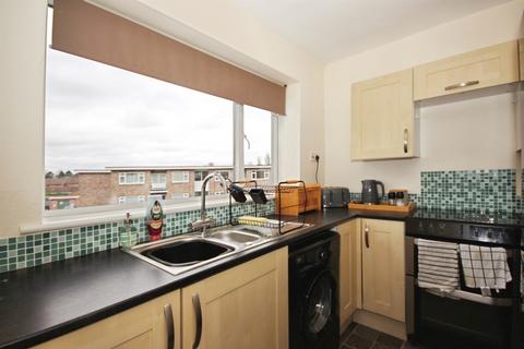 1 bedroom flat for sale, St. Johns Court, WARWICK