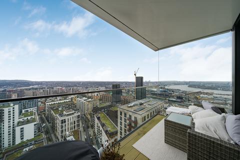 2 bedroom flat for sale, The Waterman, 5 Tidemill Square, Lower Riverside, Greenwich Peninsula, SE10