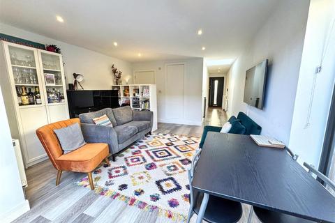 undefined, Chatsworth Road, London