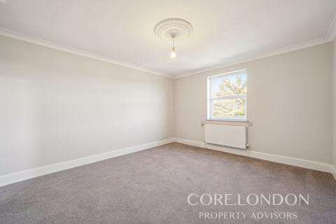 2 bedroom apartment to rent, Hamilton Road, Ealing, W5
