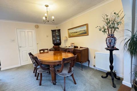 3 bedroom detached bungalow for sale, Whitchurch Road, Tavistock PL19