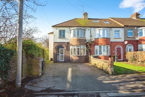undefined, Robinia Avenue, Gravesend, DA11