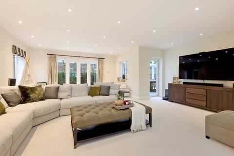 undefined, Bottom Lane, Seer Green, Beaconsfield, Buckinghamshire, HP9