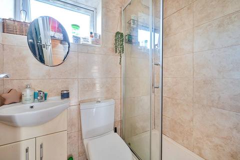 undefined, Hawthorn Road, South Ealing, Ealing, W5