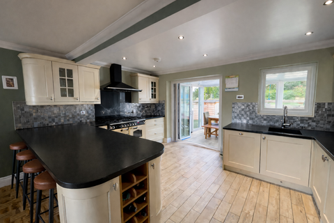 3 bedroom detached bungalow for sale, The Broadway, Sheerness ME12