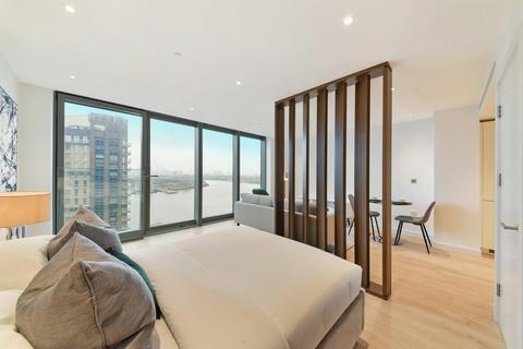 undefined, Landmark Pinnacle, Marsh Wall, Canary Wharf, London, E14