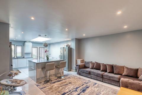 3 bedroom semi-detached house for sale, Spearing Road, High Wycombe HP12