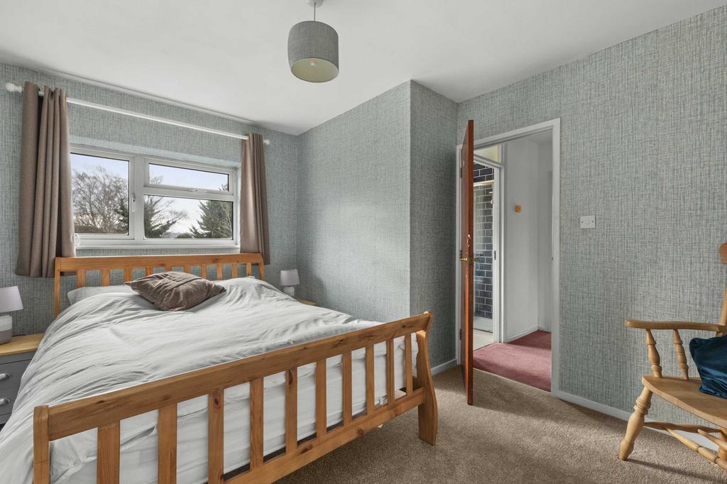 4a Sandygate Rd, SL7 3 AZ (LOW RES)-1