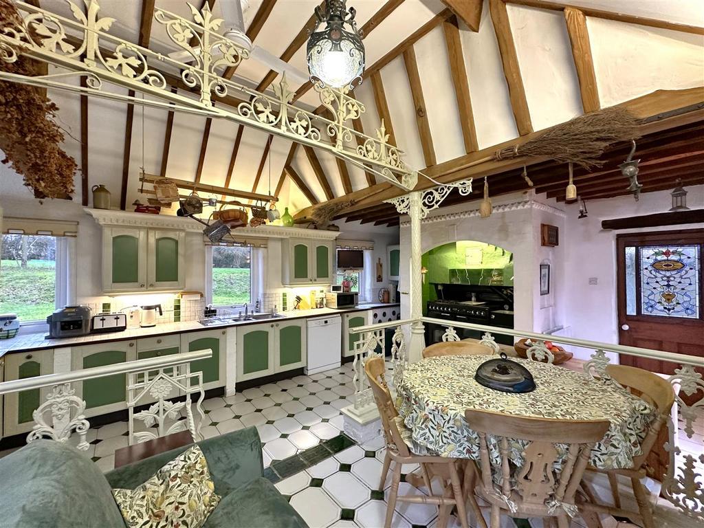 Wonderful Dining Kitchen 109