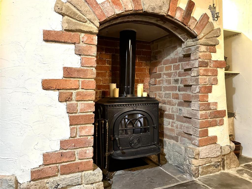 Inglenook Fireplace 130