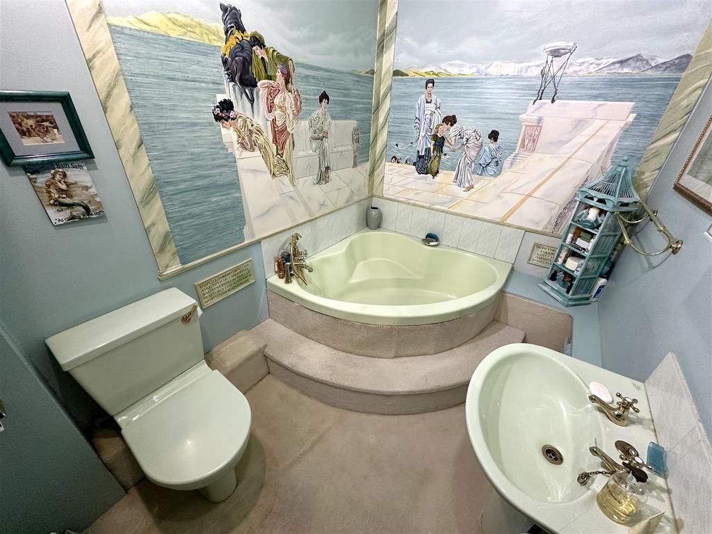 Bathroom With Painted Mural 932