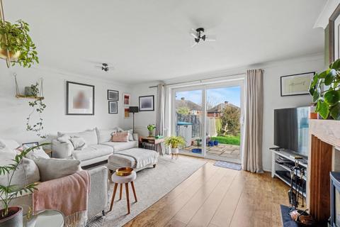 4 bedroom semi-detached house for sale, Sunningdale Drive, Rainham,
