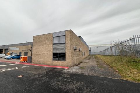 Warehouse to rent, Brough Park Way Newcastle Upon Tyne NE6 2YF