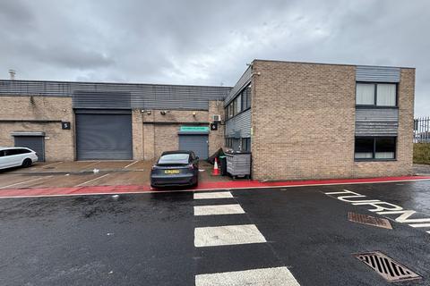 Warehouse to rent, Brough Park Way Newcastle Upon Tyne NE6 2YF