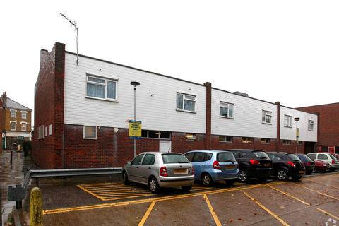 Mixed use to rent, 85 High St Chislehurst BR7 5AG