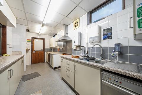 Mixed use to rent, 85 High St Chislehurst BR7 5AG