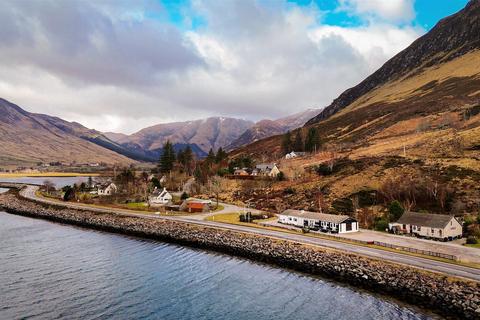 Retail property (high street) for sale, Aultachruine Kyle IV40 8HN