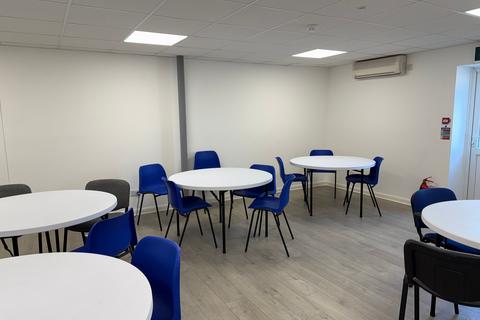 Business park to rent, Presentation House, Reeds Lane, Sayers Common Hurstpierpoint BN6 9LS