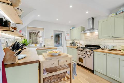 undefined, Coronation Road, Newnham NN11