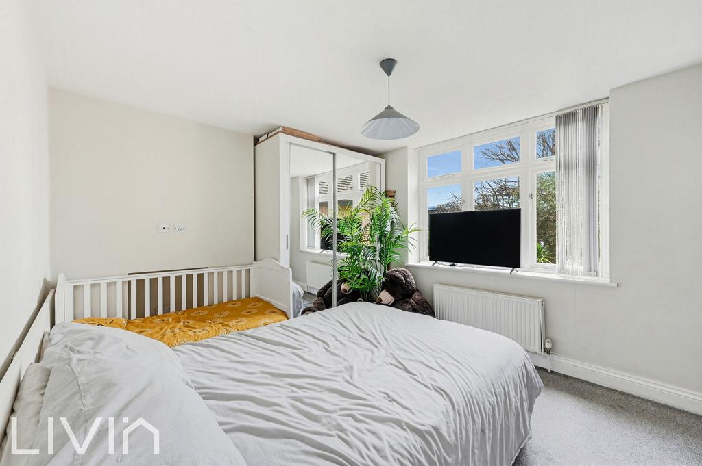 Chatsworth road,53,6  1 2