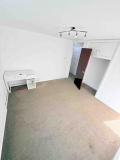 2 bedroom flat for sale, 74 Compton Road, UB3 2AZ