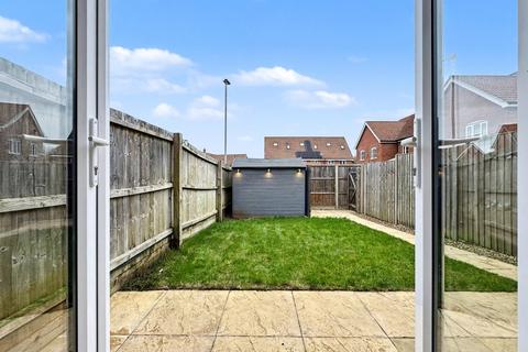 3 bedroom terraced house for sale, Tynan Crescent, Stowmarket, IP14
