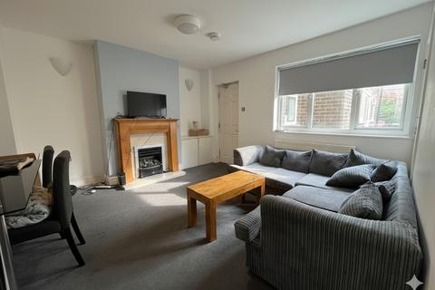 undefined, Farley Hill, Luton, Bedfordshire, LU1 5EE