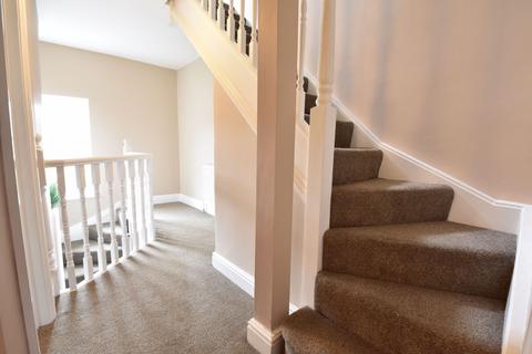 undefined, Farley Hill, Luton, Bedfordshire, LU1 5EE
