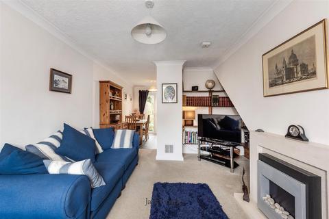 2 bedroom terraced house for sale, Douglas Road, Tonbridge