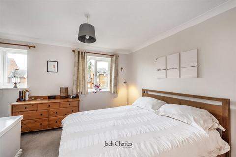 2 bedroom terraced house for sale, Douglas Road, Tonbridge