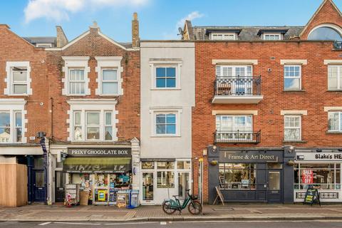 3 bedroom flat to rent, Lower Richmond Road, London