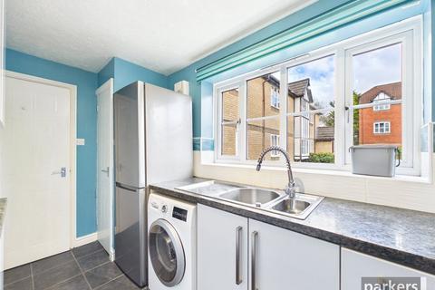undefined, Rembrandt Way, Berkshire RG1