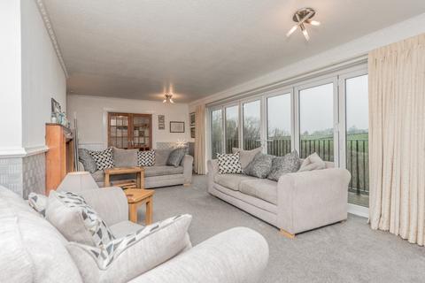 4 bedroom detached house for sale, Tweedy Street, Wilsden, Bradford, BD15