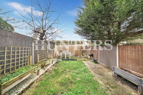 2 bedroom flat to rent, Bruce Grove, London, N17