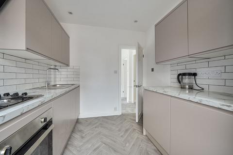 1 bedroom apartment for sale, Denham Road, London