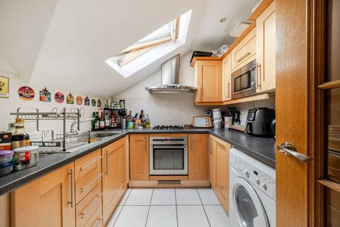 undefined, Kew Court, Kingston, Kingston upon Thames, KT2
