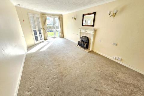 2 bedroom retirement property for sale, Birmingham Road, Sutton Coldfield, B72 1LY