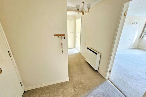 2 bedroom retirement property for sale, Birmingham Road, Sutton Coldfield, B72 1LY