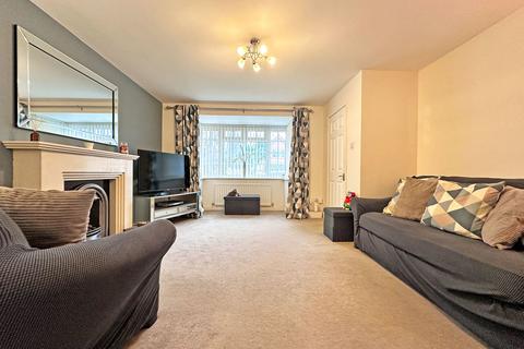 4 bedroom detached house for sale, Russell Close, TIPTON, DY4 0HZ
