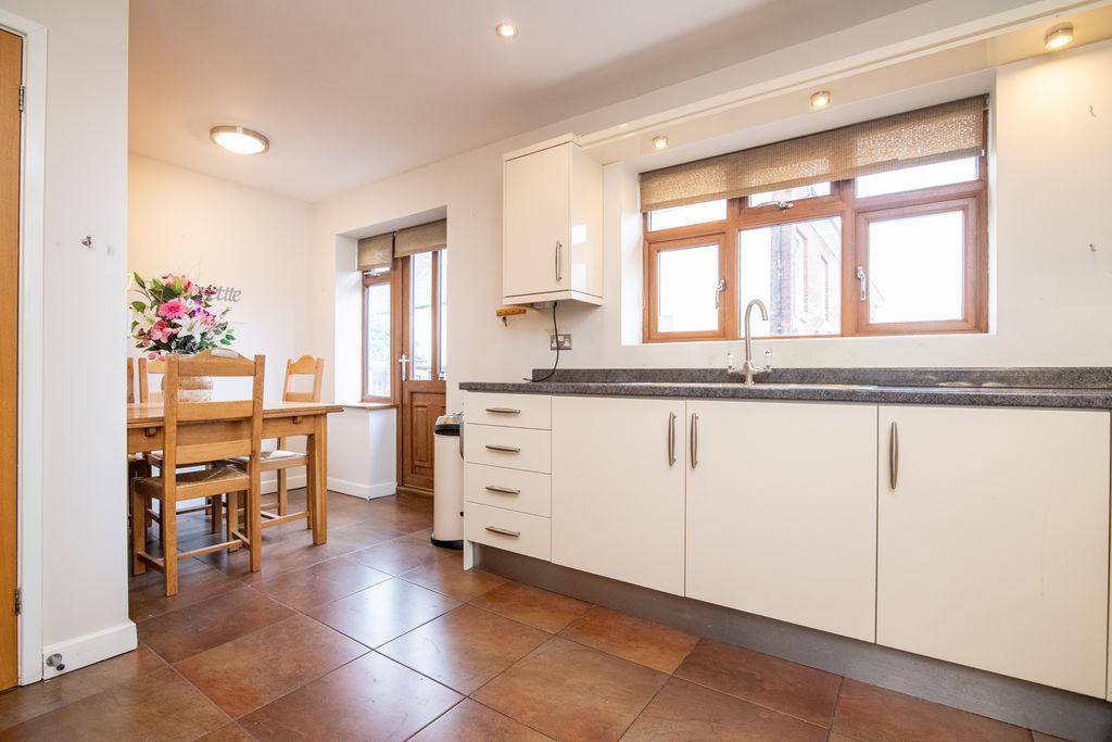 Kitchen diner