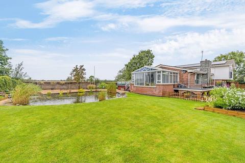 undefined, Aston Firs, 42 Halton Fenside, Halton Holegate