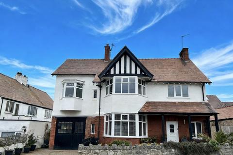 4 bedroom detached house for sale, Church Drive, Rhos on Sea