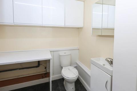 2 bedroom end of terrace house for sale, Sarah Butterworth Street, Rochdale