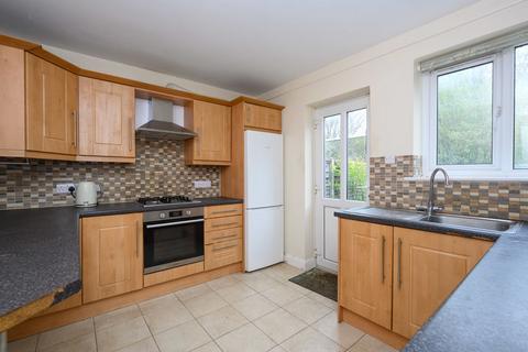 3 bedroom semi-detached house to rent, Molesey Road, Walton-On-Thames