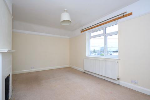 3 bedroom semi-detached house to rent, Molesey Road, Walton-On-Thames