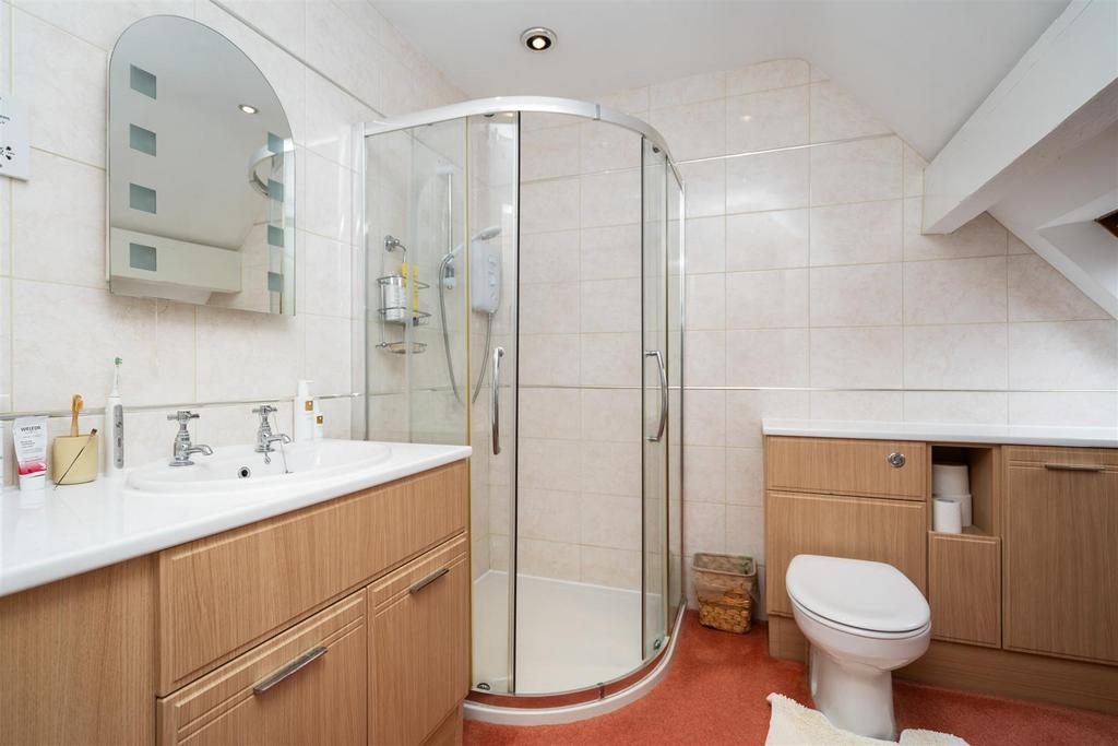 2 Rodborough Road 29.jpg