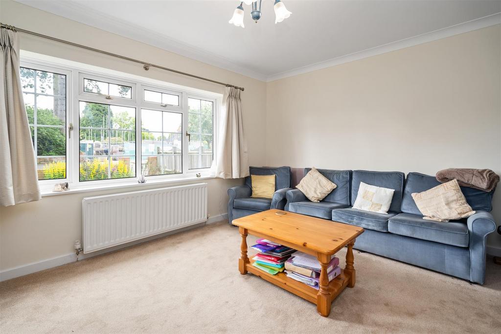 2 Rodborough Road 32.jpg