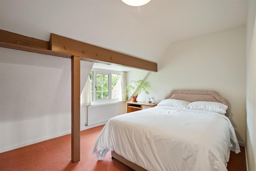 2 Rodborough Road 23.jpg