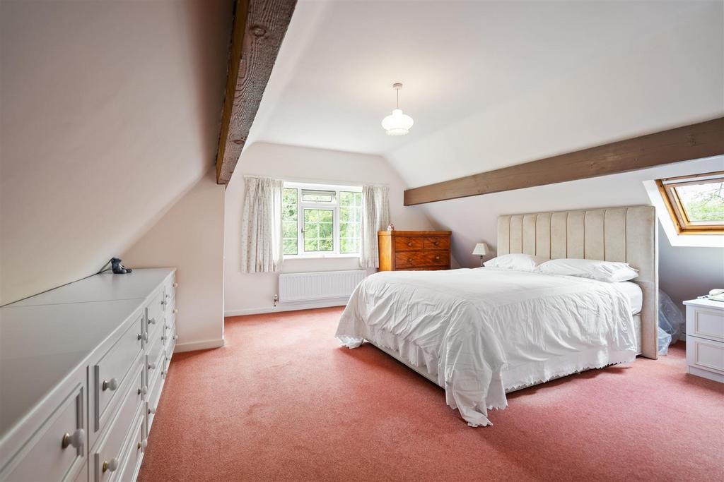 2 Rodborough Road 31.jpg